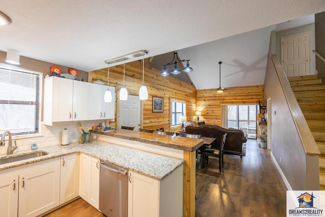 3Br Condo With Lake View - Trout Fishing - Playground - 2 Pools - Free Tickets Included - Pr69-9 Branson Luaran gambar
